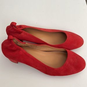 J.Crew  coral sude upper pumps